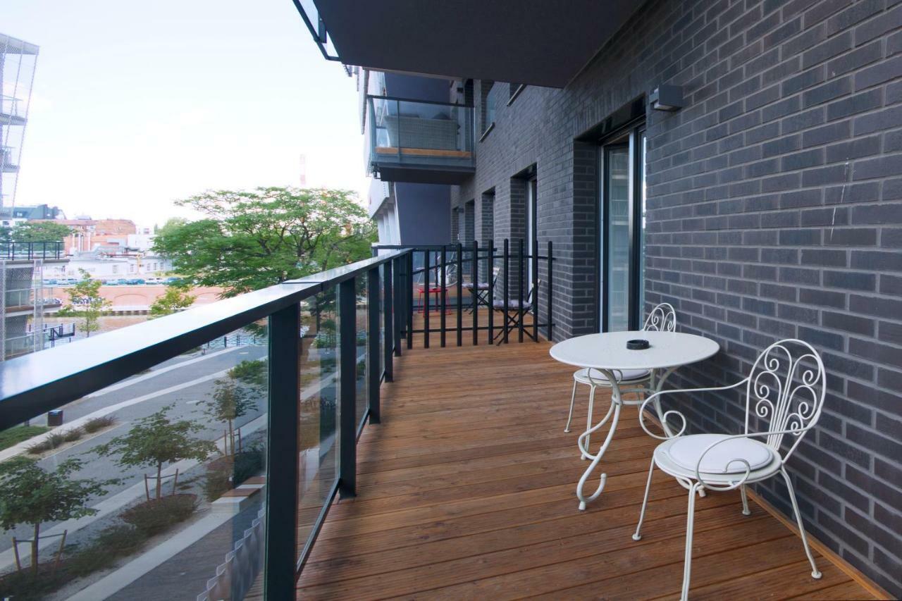 Art Ii Apartment *
